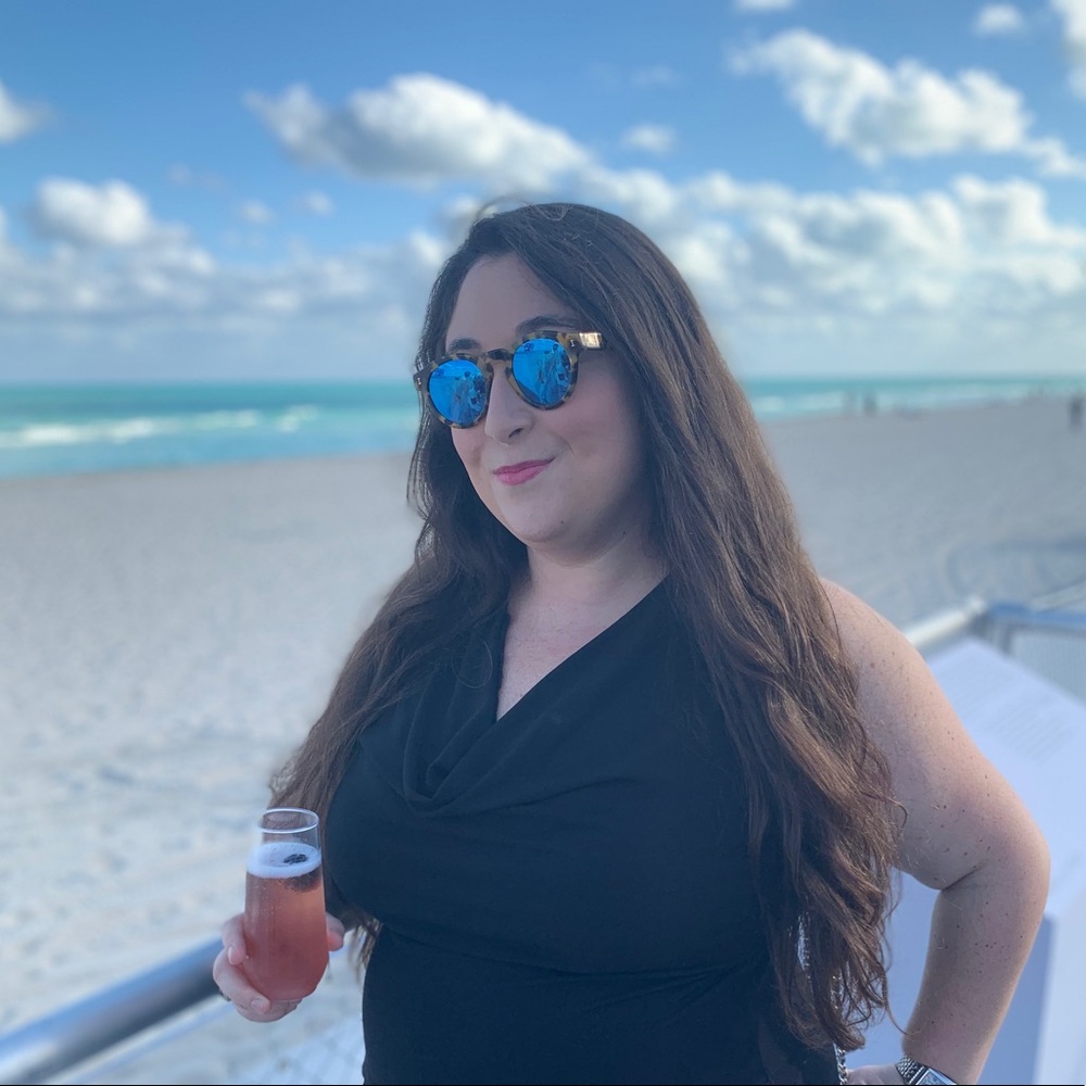 Meet your Posher, Nicole